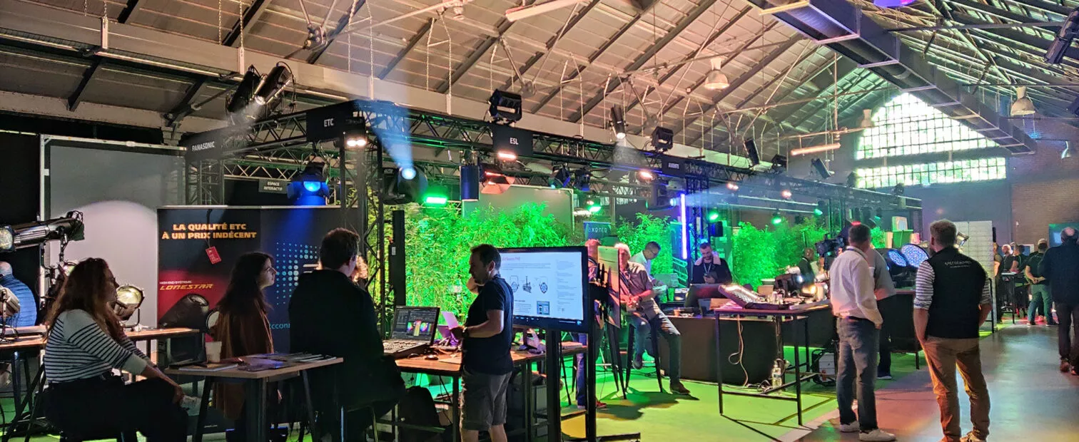 Stands d'exposants pour un salon professionnel à la halle de la courrouze