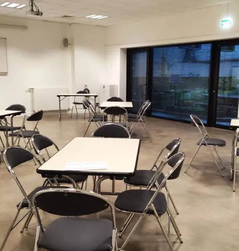 Une salle de réunion à la Maison des Associaitions