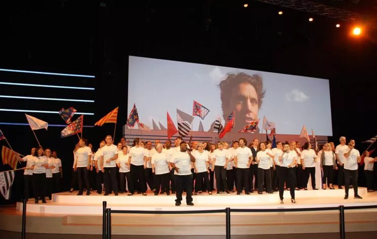 Animation musicale sur la scène du Liberté